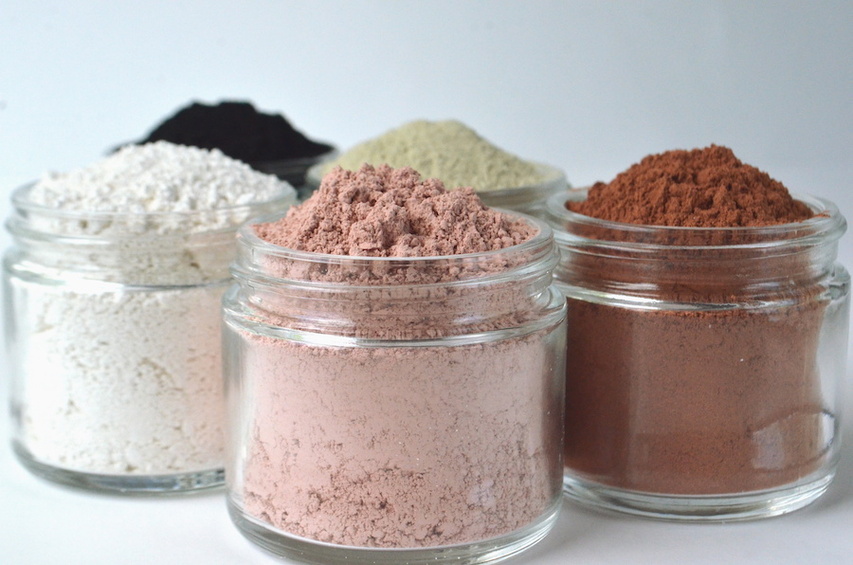 Different types of clay used for face masks